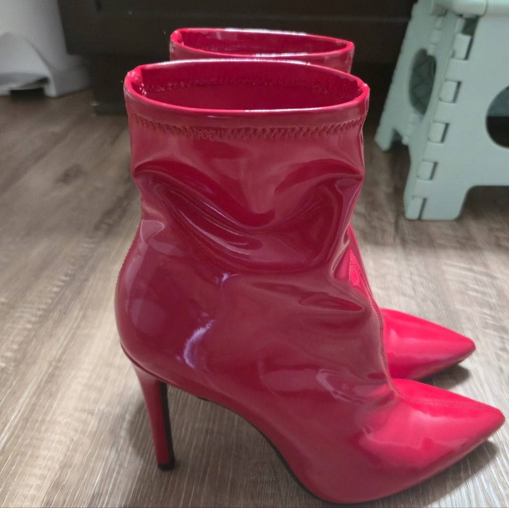 Jessica Simpson Red Patent Leather Ankle Boots